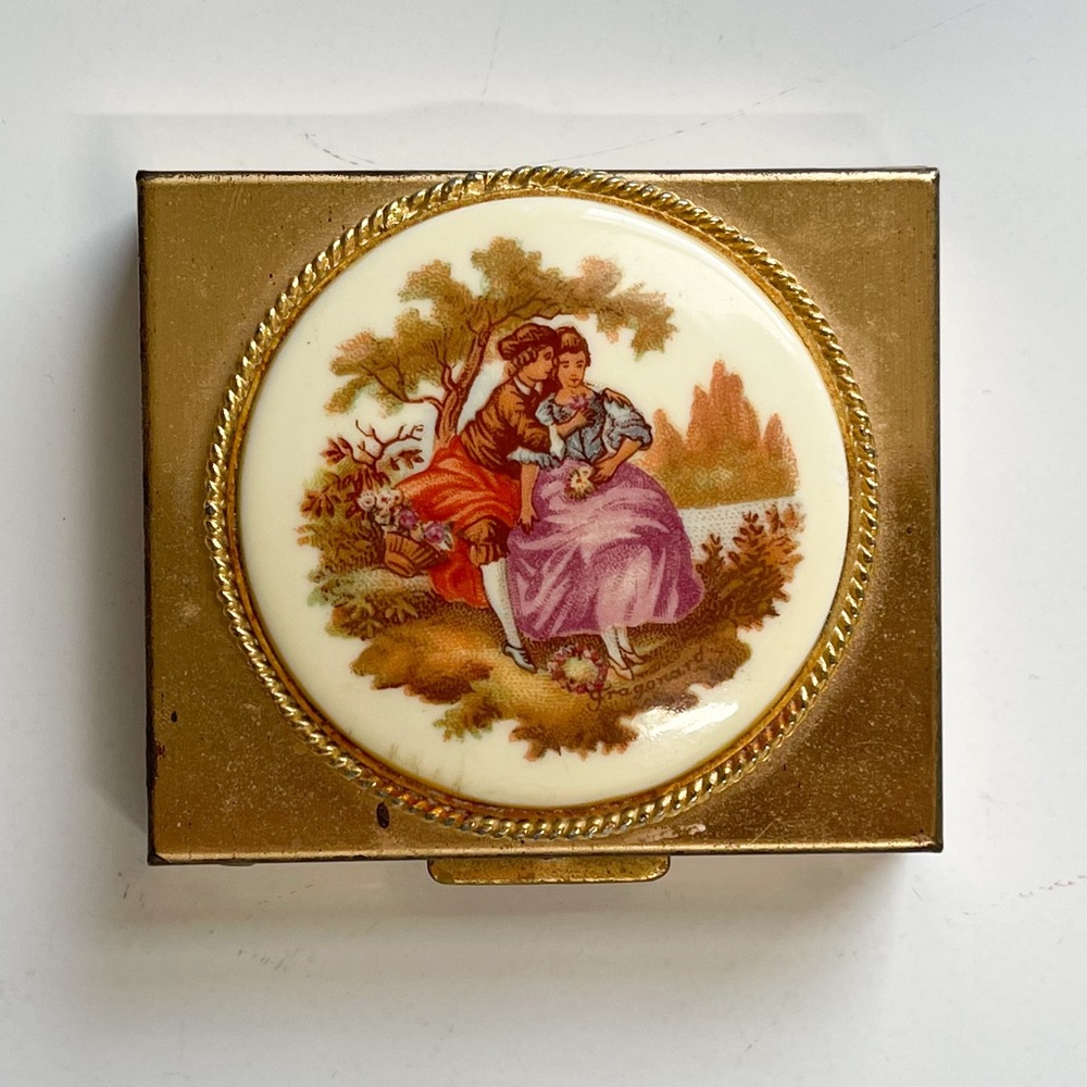 Vintage Pill Box Compact case Gold Toned Victorian Couple with Mirror
